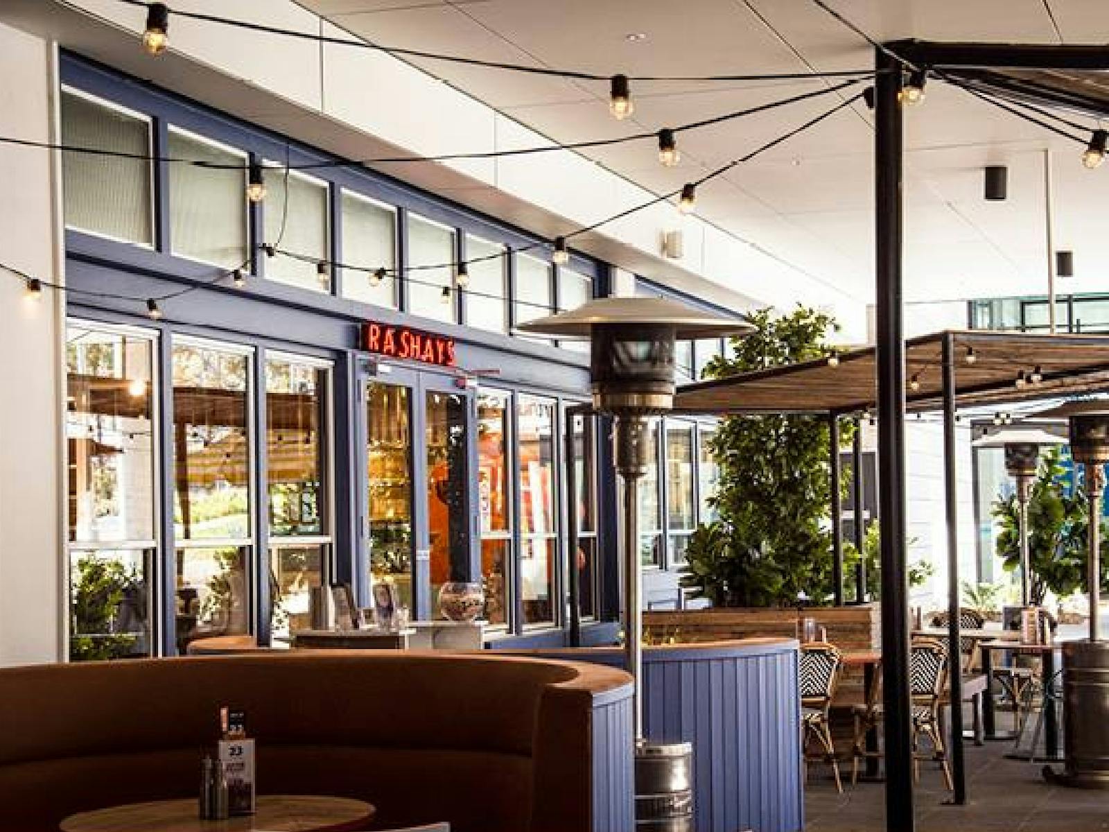 RASHAYS restaurant cleaning